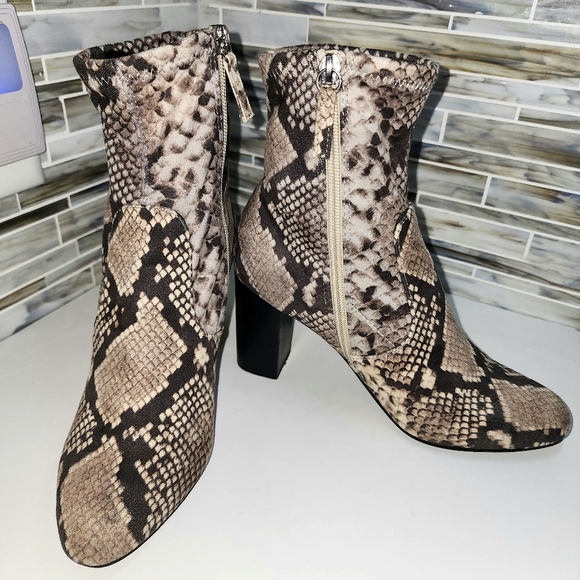 Steve Madden Snake Print Boots - Picture 4 of 4